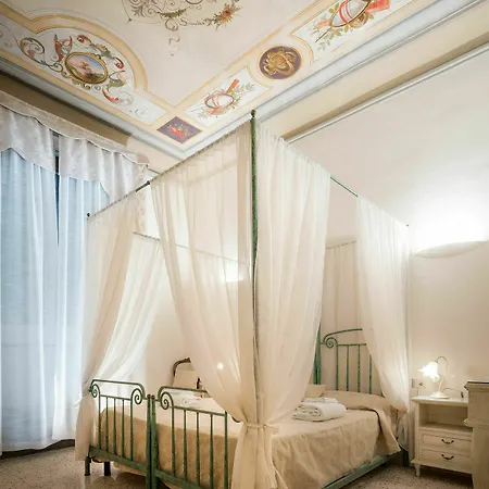 Guest house Novella House