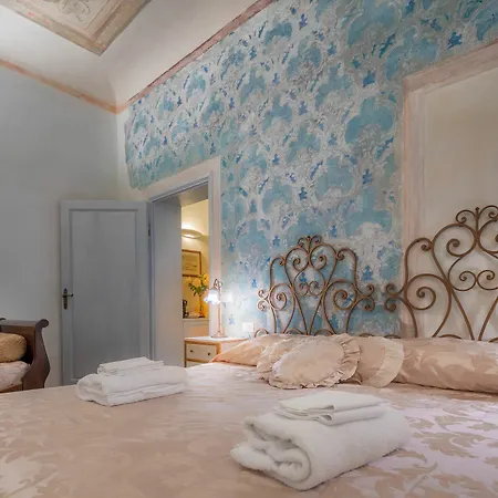 Guest house Novella House